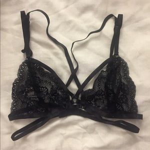 cross cross strappy bralette